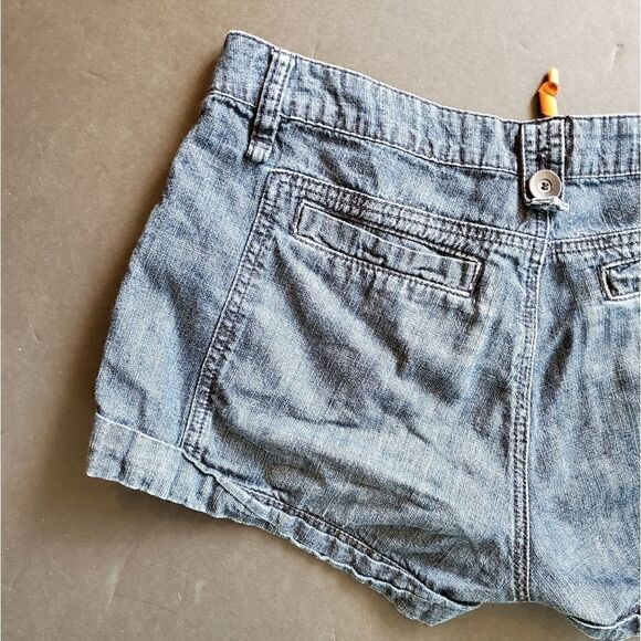 Bcbgeneration Jean Shorts - Picture 8 of 11